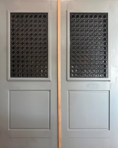 R432